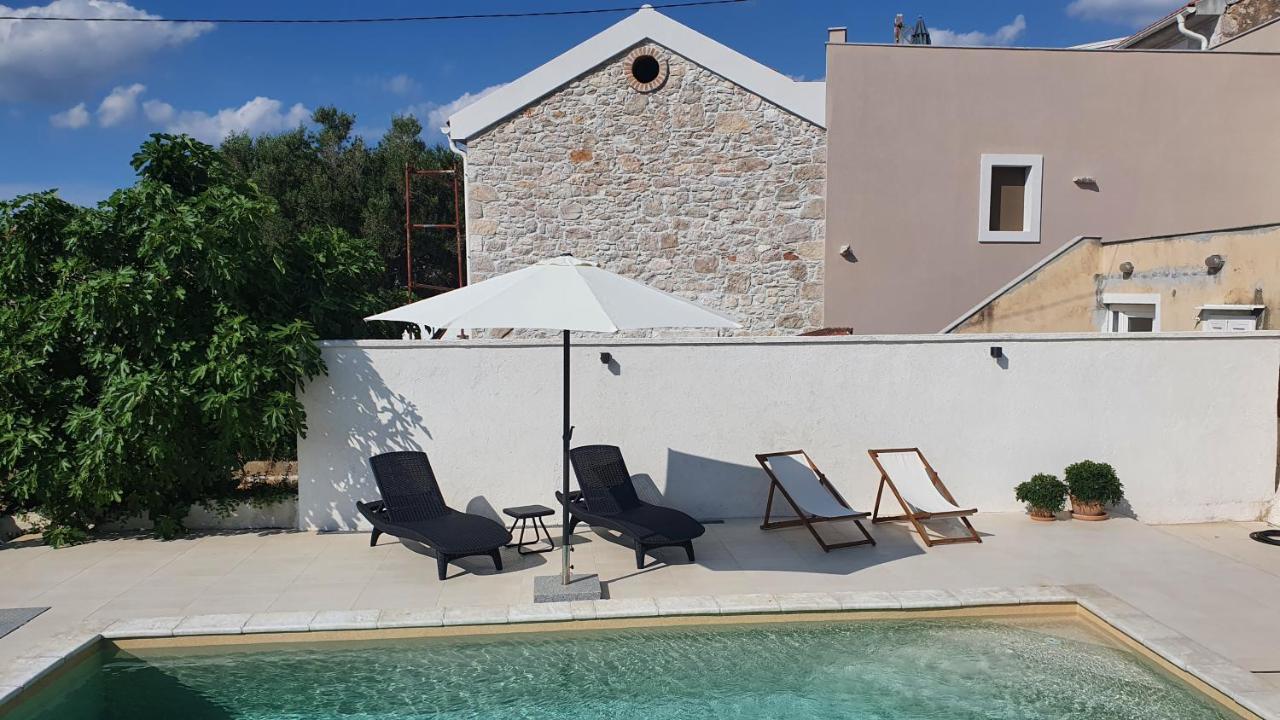 Villa Santa Eufemia Sutomiscica Экстерьер фото