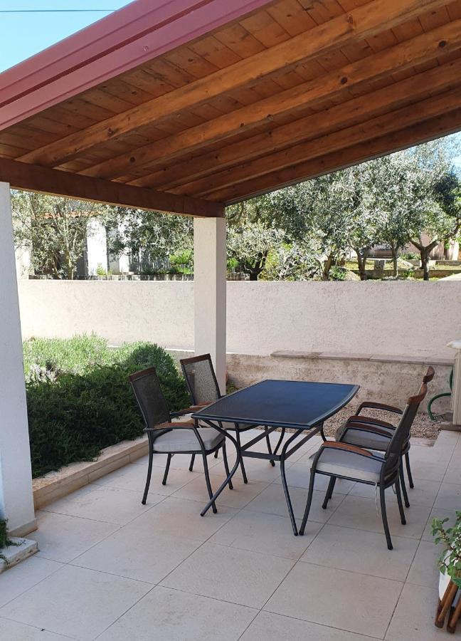 Villa Santa Eufemia Sutomiscica Экстерьер фото