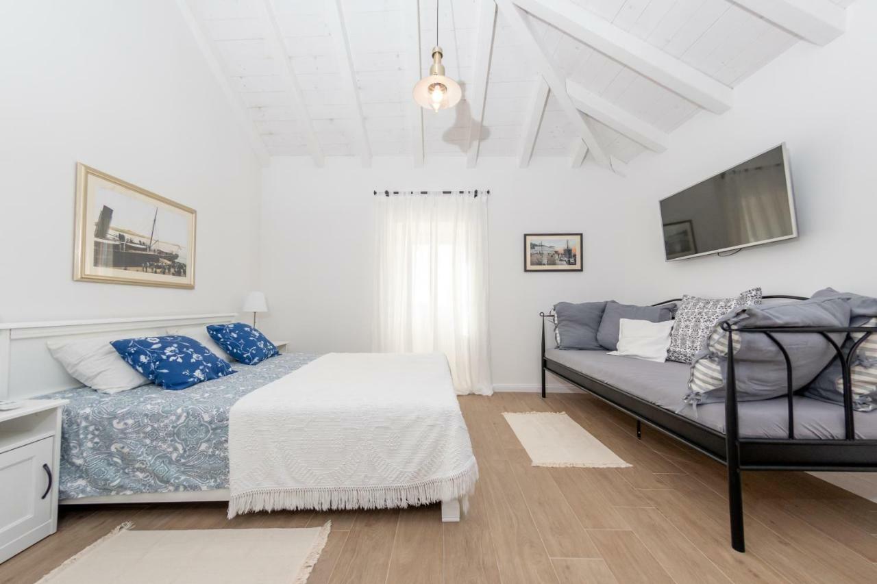 Villa Santa Eufemia Sutomiscica Экстерьер фото