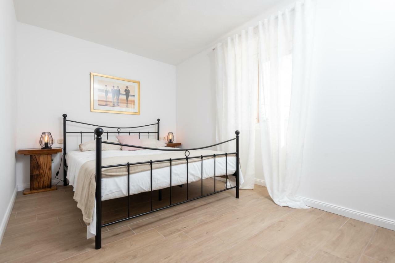 Villa Santa Eufemia Sutomiscica Экстерьер фото