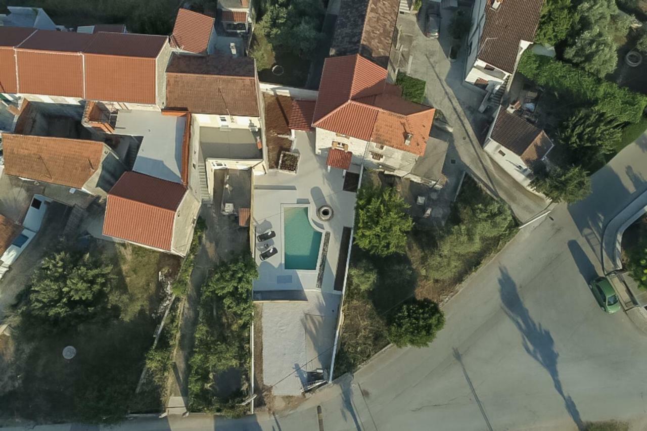 Villa Santa Eufemia Sutomiscica Экстерьер фото