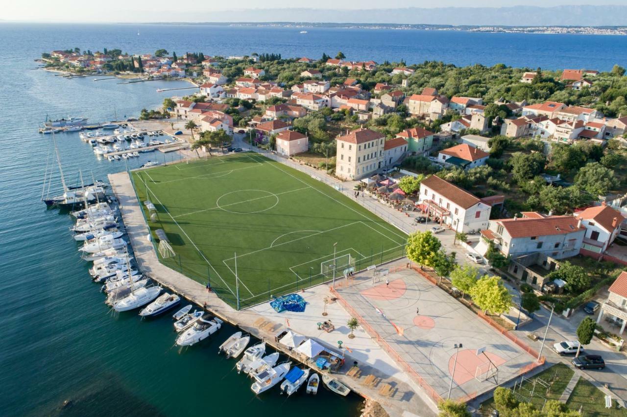 Villa Santa Eufemia Sutomiscica Экстерьер фото